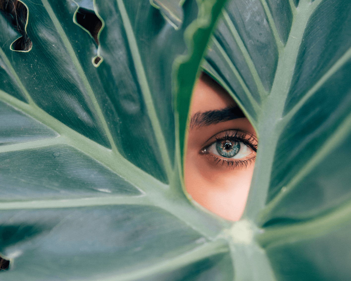 WHAT ARE THE BENEFITS OF CLEANSERS AND TONERS IN YOUR ROUTINE